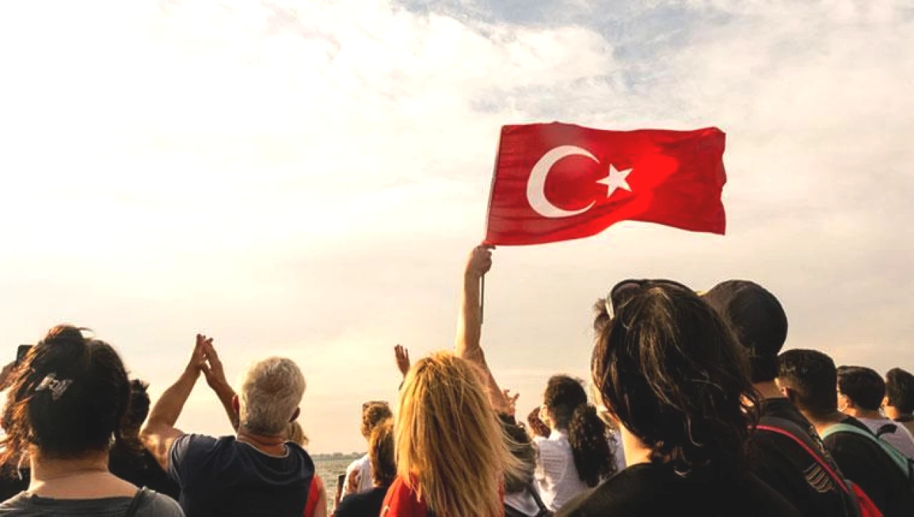Memurlara 28 Ekim'de Mesai 13.00'te Bitiyor! 30 Ekim İçin İdari İzin Var mı?