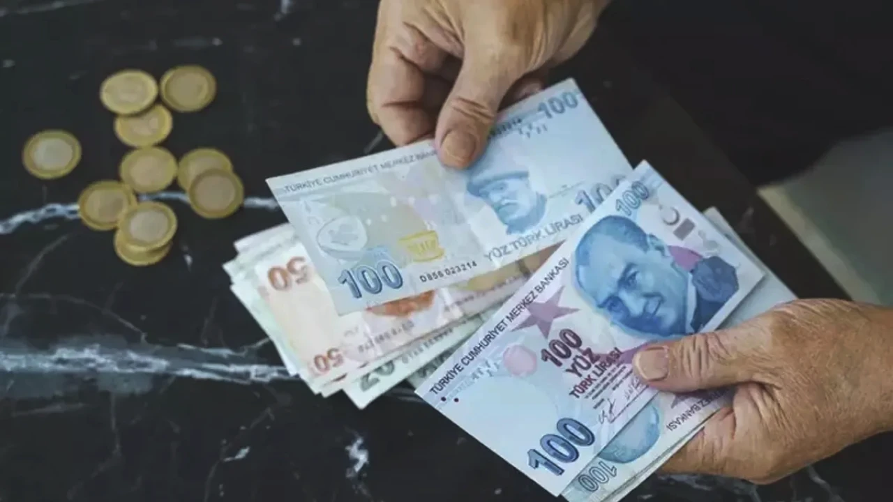 Ekimin Son Günü! Ziraat, QNB, Albaraka ve Türkiye Finans Emekliye Ne Veriyor?