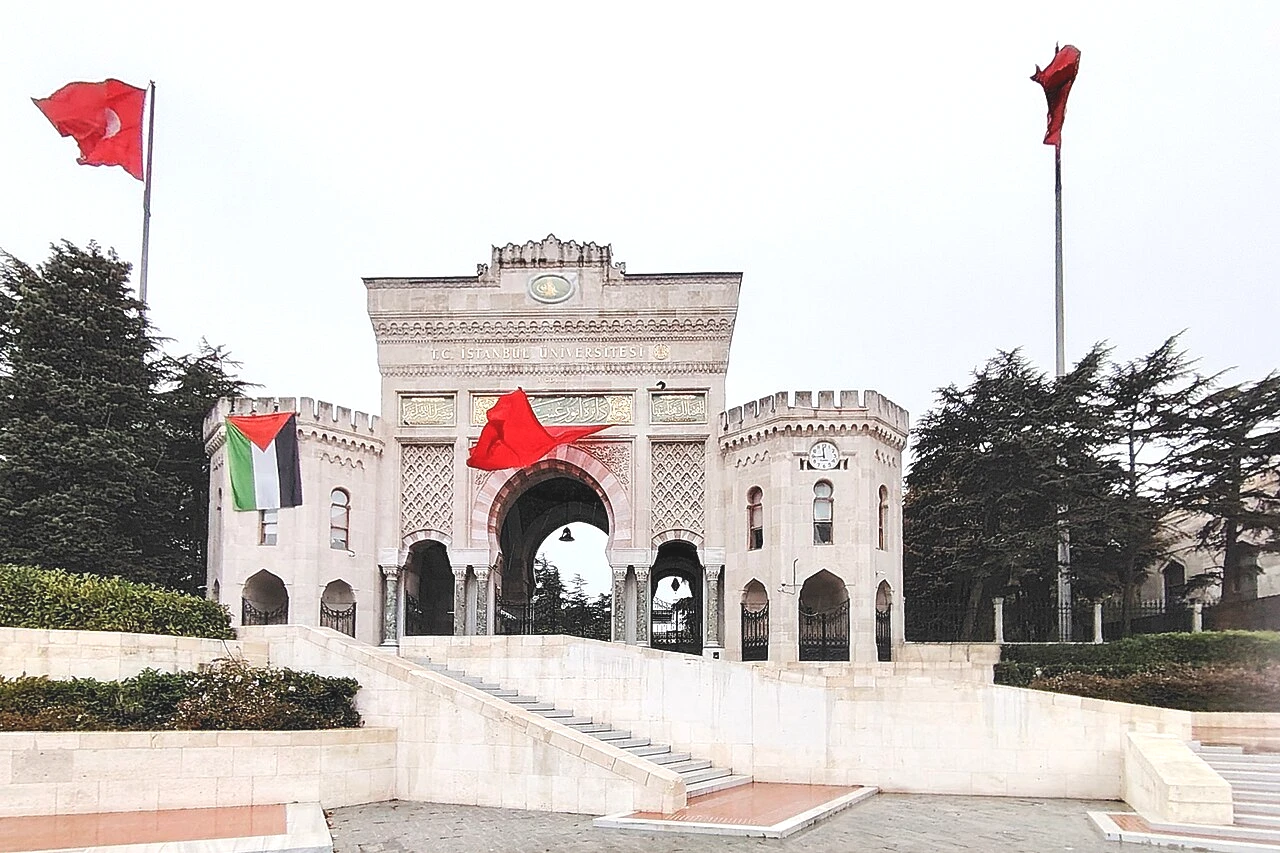 Üniversitelerde Kadrolar Donduruldu! Görevde Yükselme ve Nakil Durdu